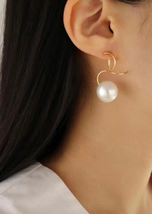 韓國 造型不對稱大珍珠耳環